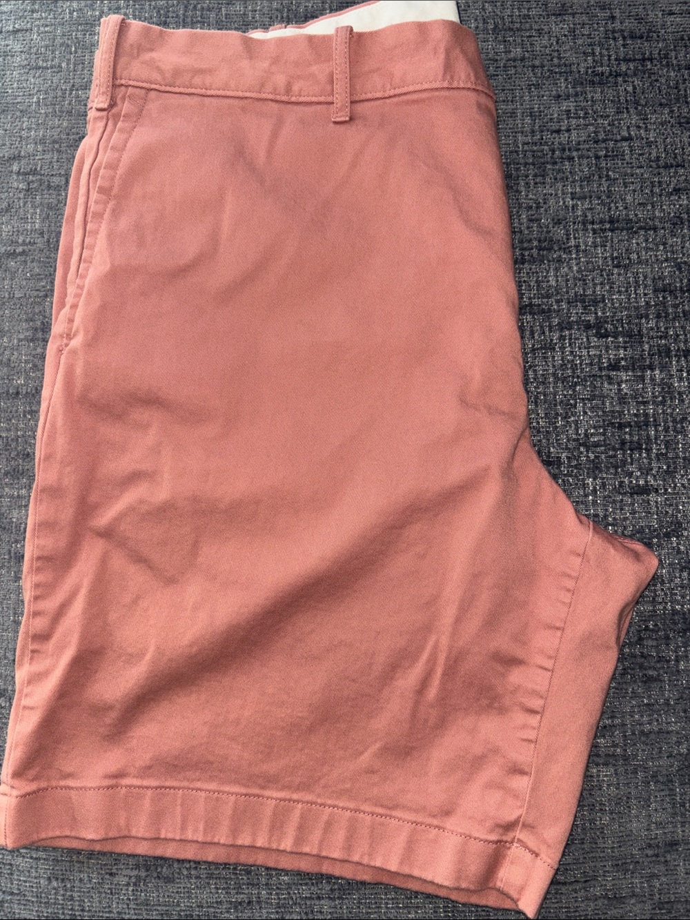J. Crew Men's Flat Front Shorts in Dusty Rose